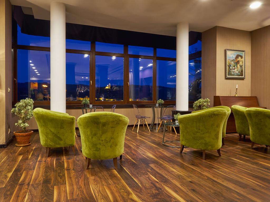 Yantra Grand 4*